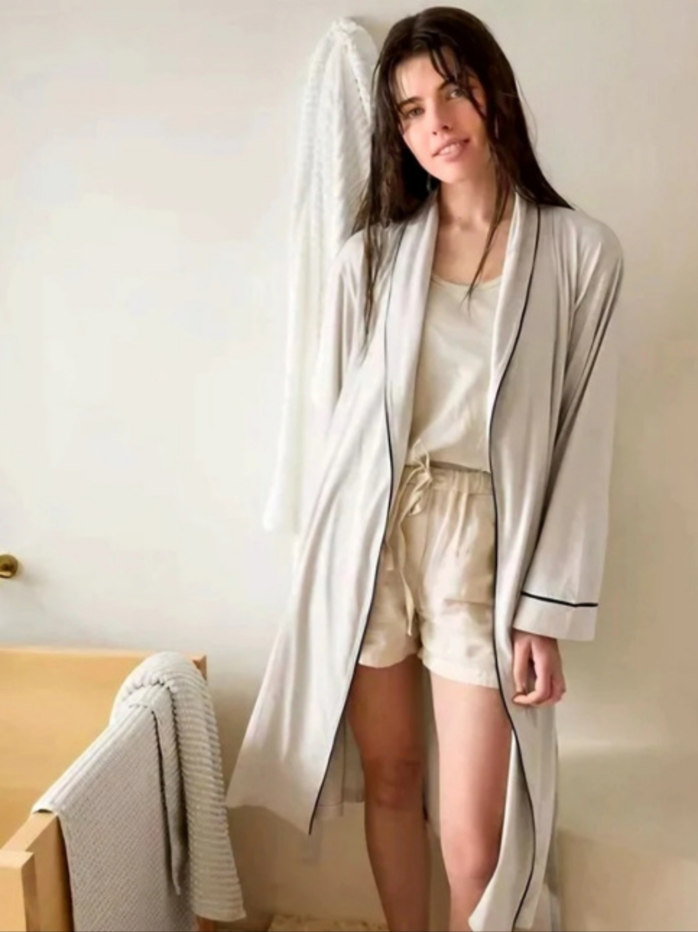 Parachute Jersey Lounge Robe Beige Size Small/Medium NWT